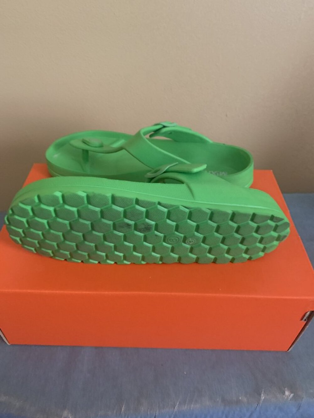 3 Pairs for 1 Price Summer sandals - Picture 8 of 16